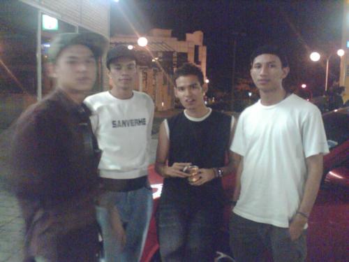 me n friends - back from club wit my frens..