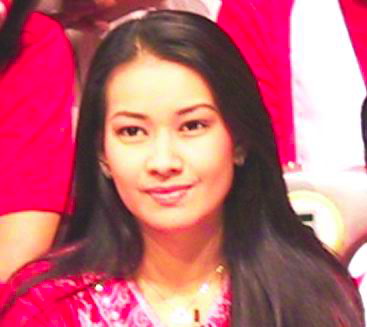 alya rohali - Miss Universe Indonesia 1996
