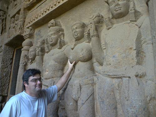 kanheri buddha - sculptures