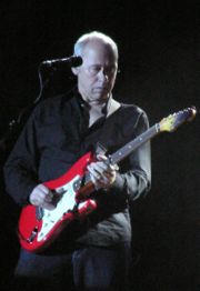 Mark Knopfler The god With A Guitar - Mark Knopfler