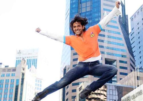 krishh - hrithik jumping in koi tumsa nahi song