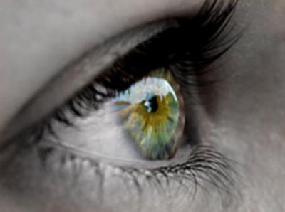 Its says beauty lies in eyes......!!! - when we talk about beauty..is says beauty lies in eyes...what if somebody's eyes are beautiful enough....i makes anybody crazy...check out!!!