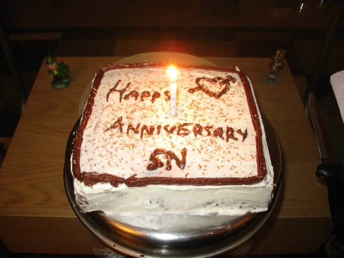 Our first year anniversary cake..a crude work of m - Our first year anniversary cake..a crude work of my art!!