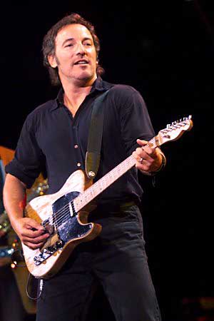 Springsteen on stage - Bruce Springsteen on stage: To this day, almost three decades after releasing is first album, Bruce Springsteen still sells out stadiums in minutes.