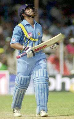 sachin2 - Sachin taking singles...