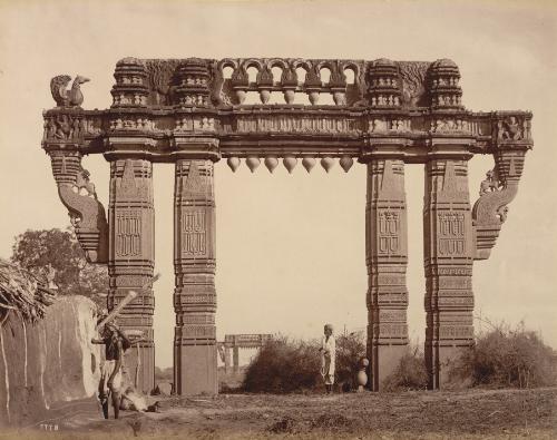 another rare foto - Another rare foto of oruugalu(kaktiya dynasty) taken in 1880AD by Lala Den Dayal