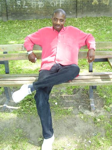 RE: Just Chilling - This a pic of me the cos I'm easy... I'm easy like Sunday Morning!!! Lol