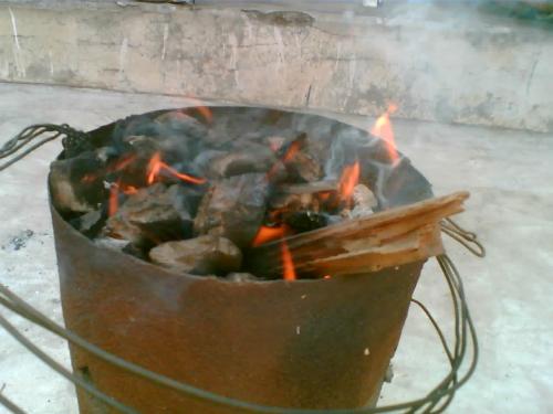 home fire - it is a kind of fire burning device on which food is cooked in india