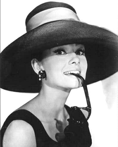hepburn in breakfast at tiffiny's - breakfast at tiffiny's audrey hepburn's pic