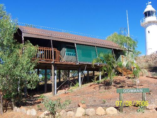 Luxury Tent - Safari tents they are called.  These tents has unlimited views, with a queen size bed, kitchenette, bathroom, and even a jarrah deck for you to admire the views.  The tent also provide the bedding and bath towels.