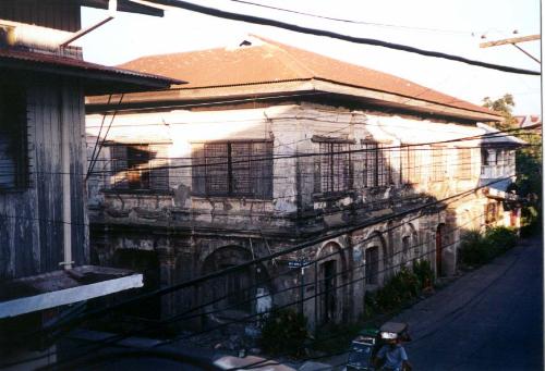 Streets of Vigan - Step into Vigan, Ilocos Norte and you feel like you stepped back in time. The architecture of the Spanish Colonial period has been well preserved in this town. Houses, business establishments, restaurants- all have managed to preserve their architectural heritage.