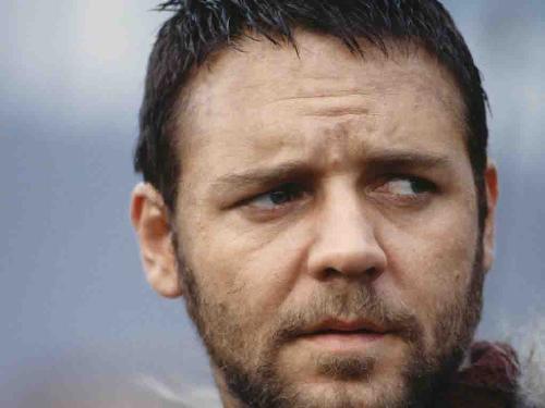 gladiator - russel crowe...the gladiator...the warrior in the film...the hero...the real star