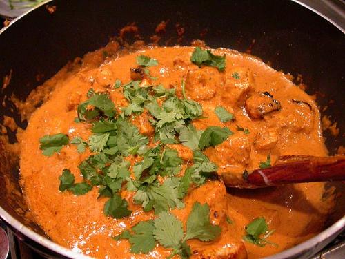 Chicken tikka masala - Little chicken bits cooked in a delicious tomato curry!