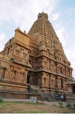 Brihadeswara temple-  A UNESCO maintained Historic - Brihadeswara Temple is an architectural marvel of the ancient Chola dynasty of Thanjavur.