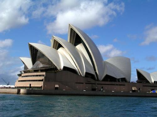 Sydney Opera House - Sydney Opera House in Sydney, Australia