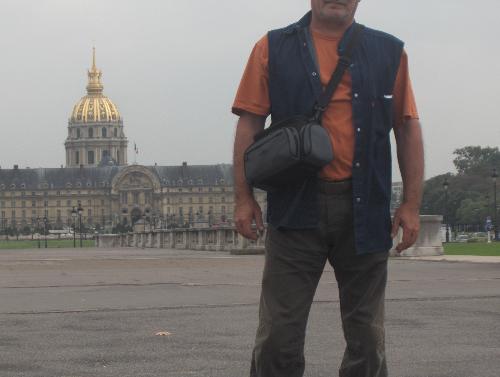 my parents in paris last year,great photos freat c - my parents in paris last year,great photos freat county and city!