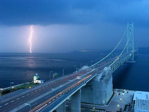 Akashi Kaikyo Bridge - The Akashi kaikyo bridge also know as the pearl bridge is a suspension bridge in Japan that crosses the Akashi Strait; it links Maiko in Kobe and Iwaya on Awaji island as part of Honshu-shikoko highway.