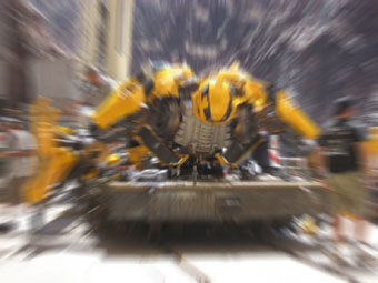 Transformers movie scene - Scene of the Transformers movie