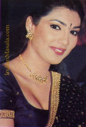 yukta mukhey - more photos available. pls rate it if u enjoyed
