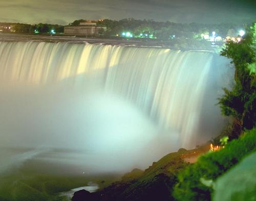 niagara falls - niagara falls is the place to be... awesome falls...