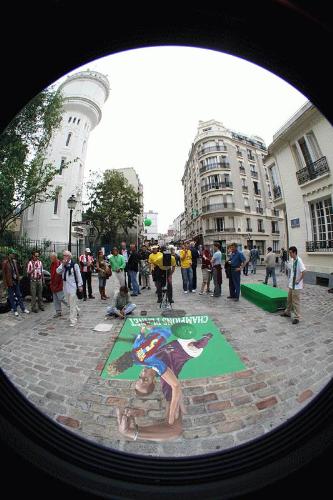 3d Amazing Street Arts, Drawings on Street with th - 3d Amazing Street Arts, Drawings on Street with the Colour Pencils