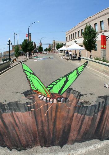 3d Amazing Street Arts, Drawings on Street with th - 3d Amazing Street Arts, Drawings on Street with the Colour Pencils
