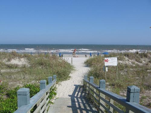 Walkway to Beach - This is a shot of a walkway down the the beach in Hilton Head, SC