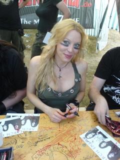 autograph  - autograph  from angela gossow