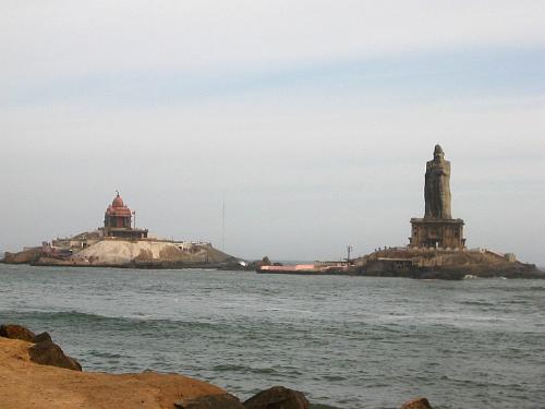 kanya kumari - Beauty of Kanya kumari. Kanya kumari is the place in southern most tip of India where two sea and one ocean touches the land.