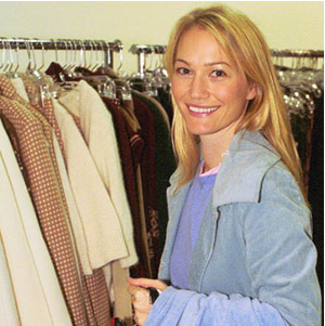Extra Money to Buy Beautiful Clothes - Now we can have extra money to buy beautiful clothes that we want. Fantastic! Find out the secret on my blog now.