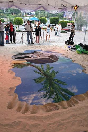 3d Amazing Street Arts, Drawings on Street with th - 3d Amazing Street Arts, Drawings on Street with the Colour Pencils