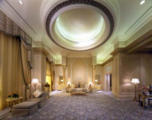 wao - have u ever seen this luxurious way of living room?