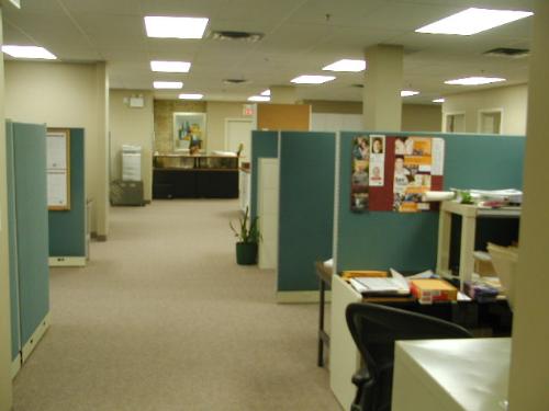 office - very clean isn't it? this is the back hall towards finance..