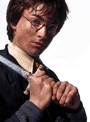 Harry Potter - Harry with a sword