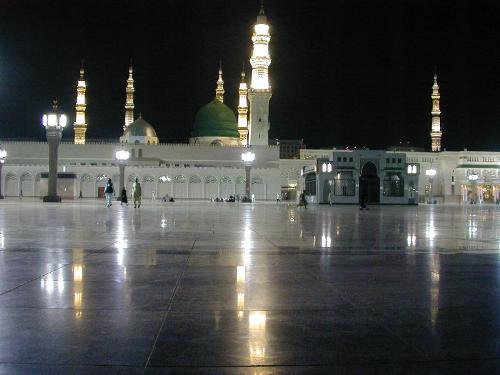 Madina sharif. - Beautiful night view of madinah.