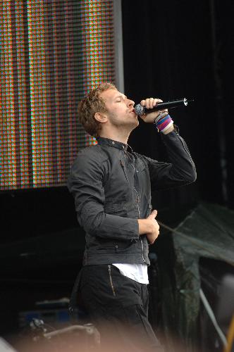 coldplay - Coldplay are an English rock band from London. Formed in 1998, Coldplay achieved worldwide fame with the release of their 2000 single, Yellow, followed by their acclaimed debut, Parachutes. They are one of very few current British acts to achieve major success in the U.S. The band are currently comprised of vocalist Chris Martin, guitarist Jonny Buckland, bassist Guy Berryman and drummer Will Champion.  Coldplay's early material was often compared to the likes of Jeff Buckley and Radiohead,[1] while also drawing comparisons to U2[2] Since the release of the band's debut album, Parachutes (2000), Coldplay have also drawn influence from other sources, including Echo and the Bunnymen[3] and George Harrison[4] on A Rush of Blood to the Head (2002) and Johnny Cash and Kraftwerk for X&Y (2005), the band's latest release.[5]  Coldplay have been active supporters of various social and political causes, such as Oxfam's Make Trade Fair campaign and Amnesty International. The group has also performed at various charity projects such as Band Aid 20, Live 8, and the Teenage Cancer Trust.[6]