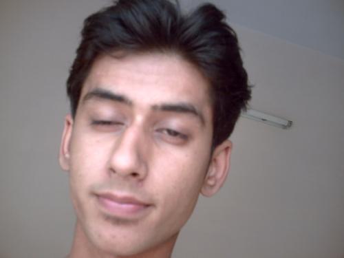 its me - its me in a wierd expression
