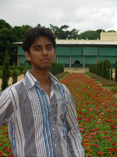ME, Me and me - The background is really good. Isnt it.. Just guess the place and score some points;)