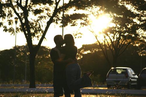 that was 'THE EVENING' - This pic was taken by one of my friends who is a photographer... thats me n my gal in that pic...wow!!!apparently I happened to ask her out that same evening as well...