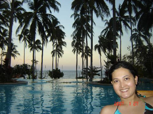 beach bum - bahura, dumaguete
