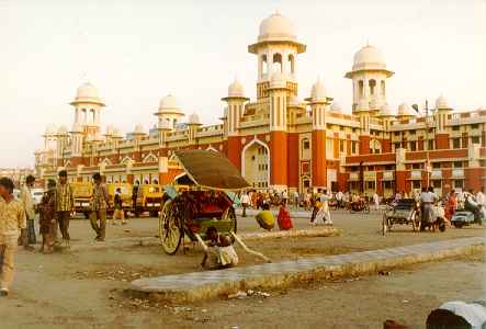 charbagh railway station - photo of LUCKNOW railway station ie in charbagh