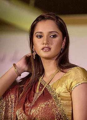 Sania in Indian Dress - Hey guy this is Indian tennis sensation sania mirza In traditional Indian dress. She is looking beautiful. What you all think?
