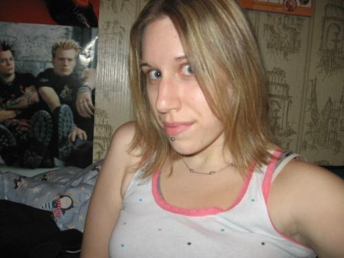 Jenny 6/4/06 - Self-Portrait. Taken 6/4/06.