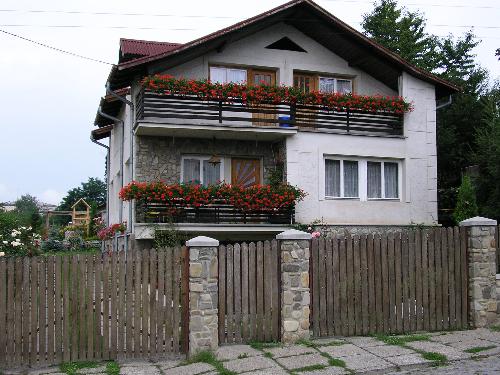 my aunt home - this is my aunt home....