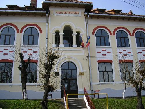 a block of flats - this is an important block of flats in my town (from Romania)