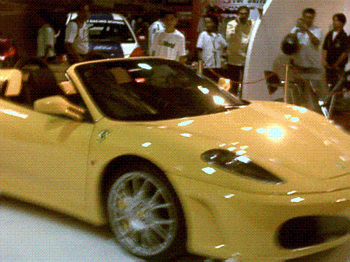 Ferrari - Wow look at it...