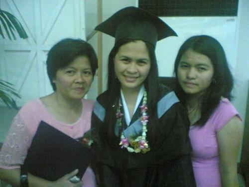 my graduation day!! - I was with my mom and my sis....It's one of my memorable events in my life...'MY GRADUATION DAY'
