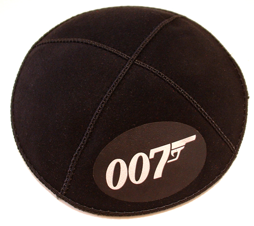 James Bond - Does James Bond wear a kippah?