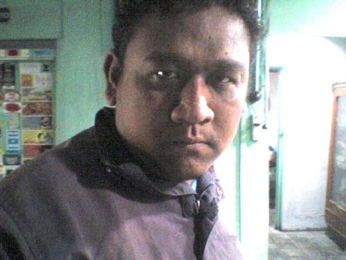 aji pramono  - this me in my black pale eye!