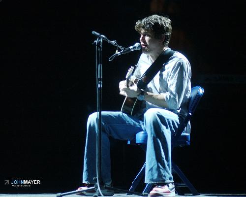 John mayer - this is a picture of john mayer an awesome guitar player who makes awesome songs..and all yea!!!